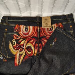 Men's 21/22  Slim Fit Dark Wash Denim with Graphic Red Embroidery